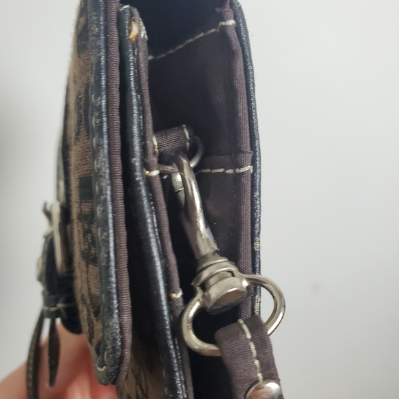 Mini Wallet Crossbody Bag - Picture 5 of 16